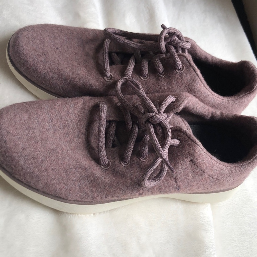 Like new unique dr scholls sneakers
